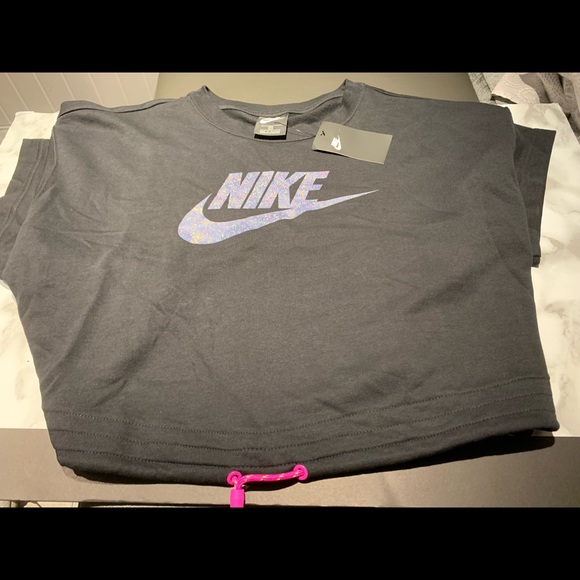 Black Nike Crop Sweatshirt - NWT - Picture 4 of 6